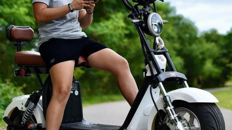 A principal diferença está no modo de funcionamento.